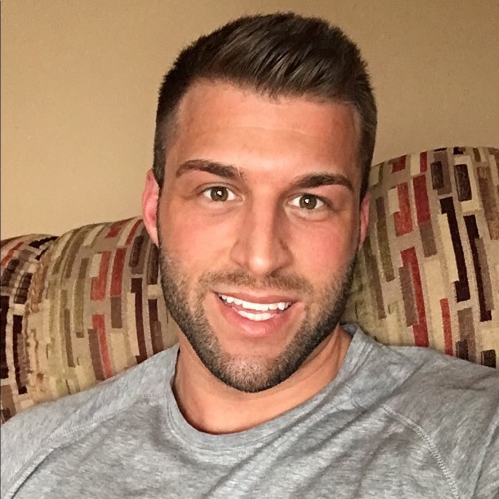 Meet your Posher, Brandon